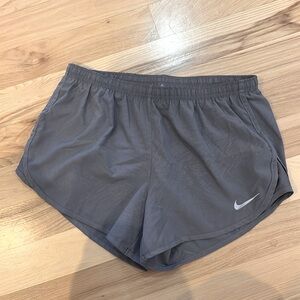 Nike Gray Athletic Shorts Lightweight Moisture-Wicking